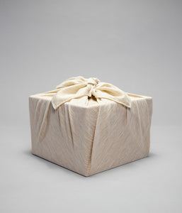 Beige textured cotton fabric gift wrap size M