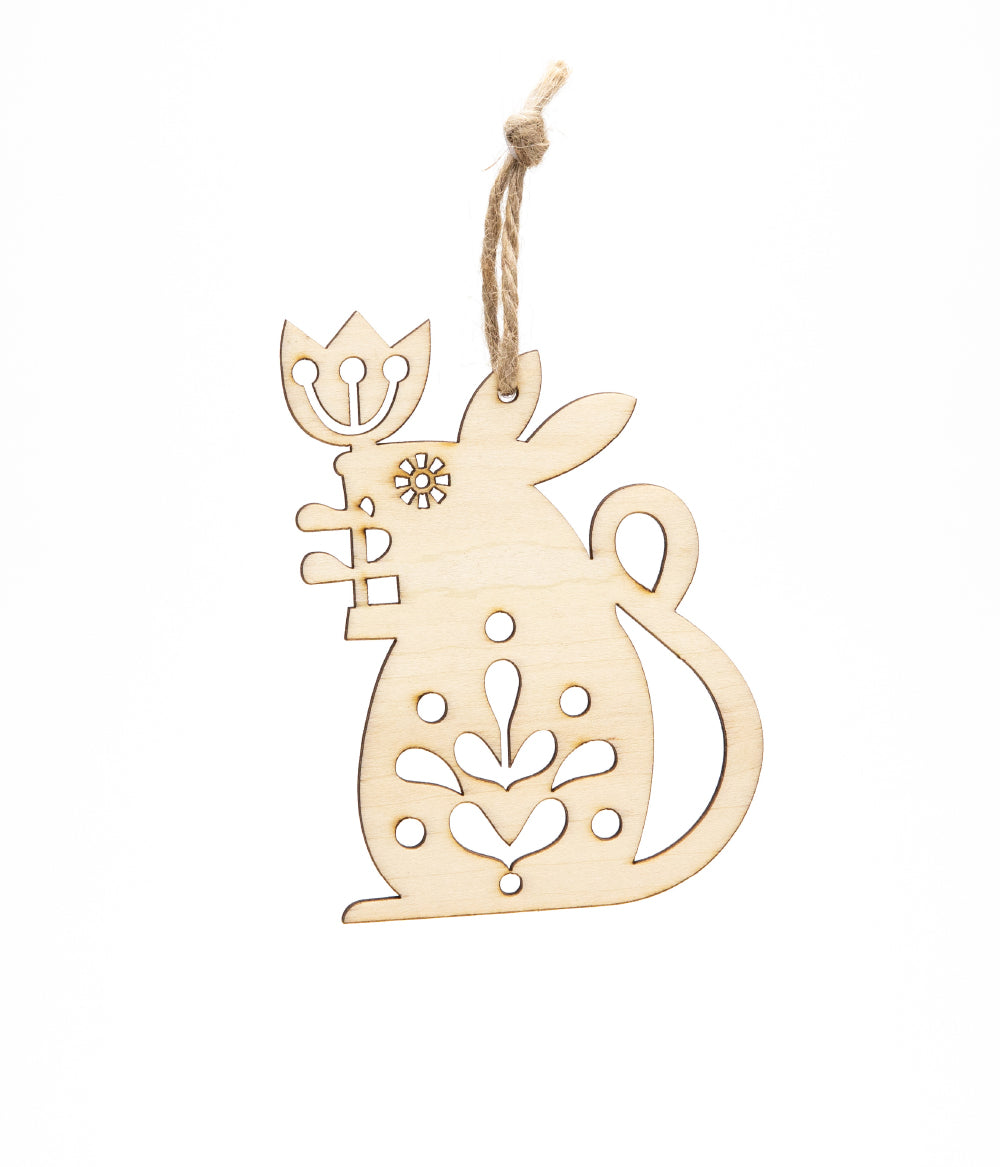Nordic mouse with flower wooden decorative token